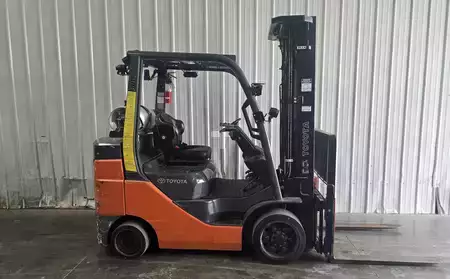 Montacargas GLP 2020  Toyota 8FGCU30 (1)