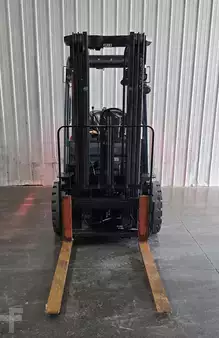 Propane Forklifts 2016  Toyota 8FGU25 (3)