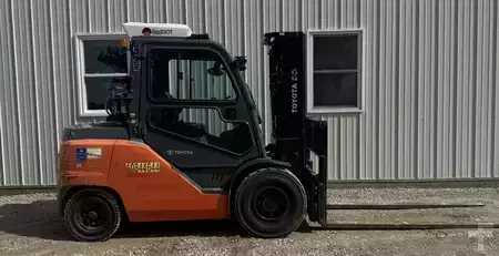 Propane Forklifts 2018  Toyota 8FG45 (1)