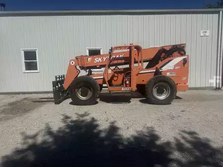 Telehandler Fixed 2007  SkyTrak 8042 (2)