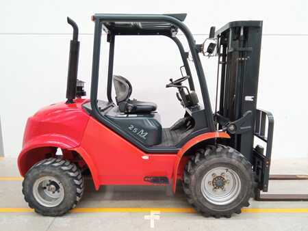 Diesel Forklifts 2014  Maximal FD25T-CWE3 (1)