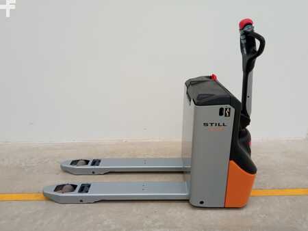 Electric Pallet Jacks 2015  Still ECU 16 (1)