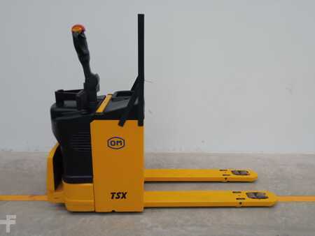 Electric Pallet Jacks 2006  OM TSX 20 (1)