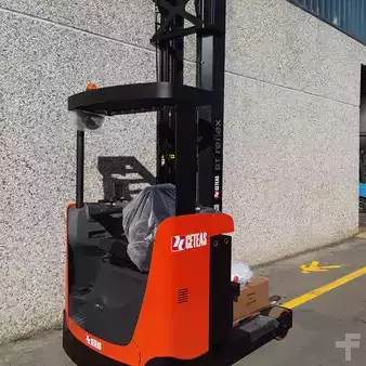 Carrelli retrattili 2021  Toyota RRE140B (2)