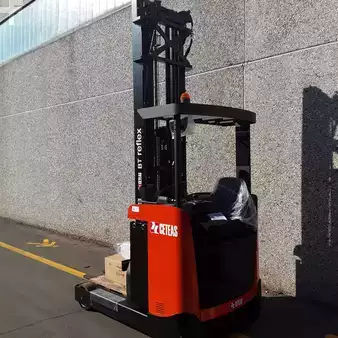 Carrelli retrattili 2021  Toyota RRE140B (3)