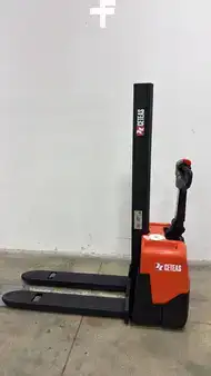 Stoccatori 2015  BT HW100 (1)