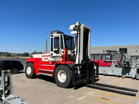 Diesel Forklifts - Svetruck 20120-40 (1)