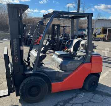 Propane Forklifts - Toyota DYN219 (1)