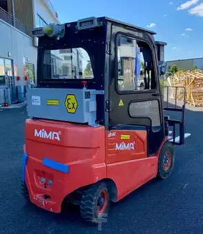 Chariots électriques à 4 roues 2025  MIMA MK25 (1)