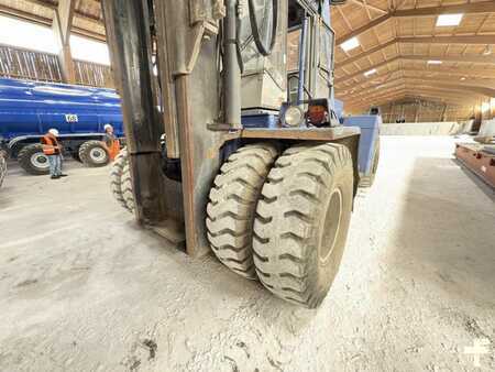 Diesel Forklifts 2005  Kalmar DCD28-1200LB (7)