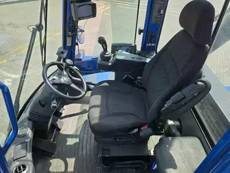 Reach stacker 2019  Hyster RS4633IH (9)