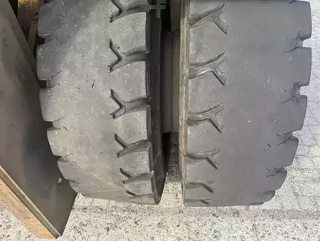 Montacargas diésel 2019  Hyster H20XM-9 (8)