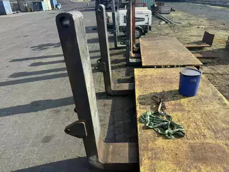 Diesel Forklifts 2016  SMV Konecranes SMV45-1200C (6)