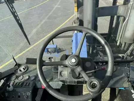 Montacargas diésel 2005  Hyster H32.00F (10)