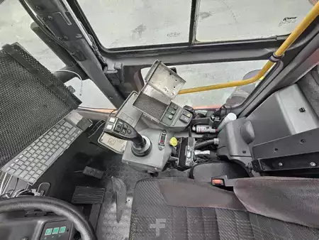 Reachstackers 2012  Kalmar DRF100-54S8 (10)