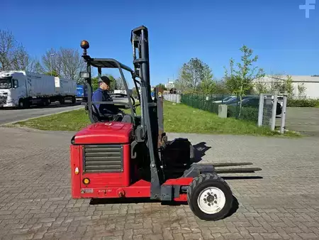 Chariots élévateurs transportables 2013  Moffett M4-25.4 (7)