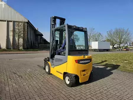 Montacargas Eléctrico (4 ruedas) 2014  Jungheinrich EFG430K (6)