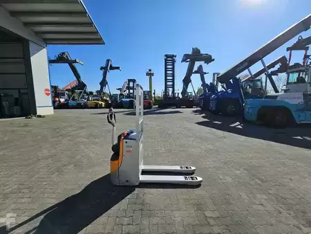 Electric Pallet Jacks 2022  Still EXU16 (5)