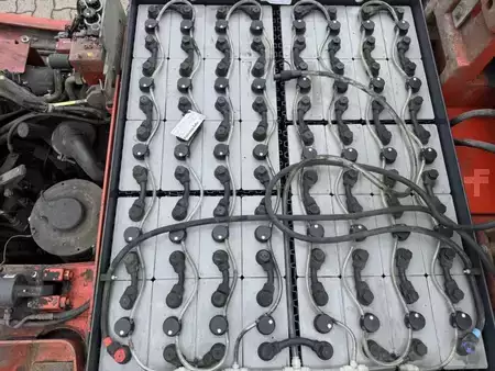 Montacargas Eléctrico (4 ruedas) 2008  Linde E30-02 (10)