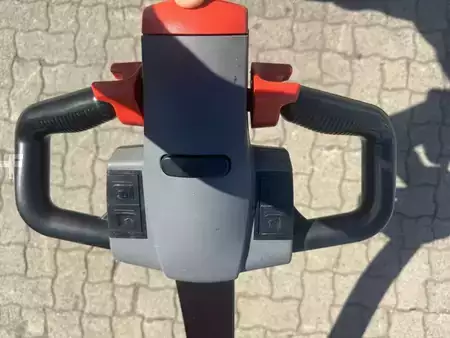 Apilador eléctrico 2021  EP Equipment ESL122 (4)