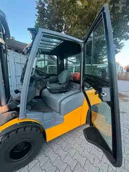 Chariots élévateurs GPL 2020  Jungheinrich TFG 435 (10)