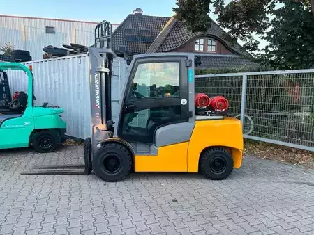 Chariots élévateurs GPL 2020  Jungheinrich TFG 435 (2)