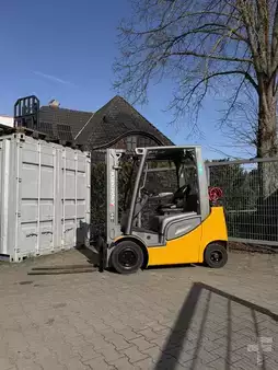 Gázüzemű targoncák 2019  Jungheinrich TFG 316s (1)