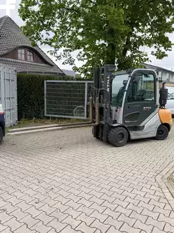 Diesel gaffeltruck 2015  Still RX 70-35 (7)