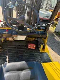 Gázüzemű targoncák 1997  Hyster H4.00XLS6 (14)