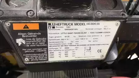 Gázüzemű targoncák 1997  Hyster H4.00XLS6 (16)