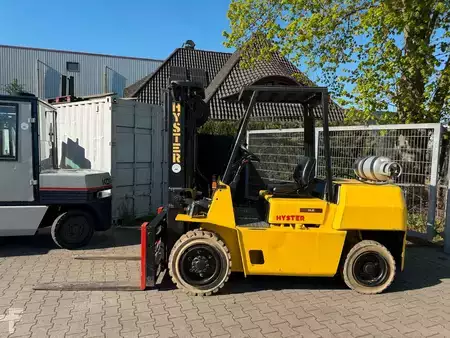 Gázüzemű targoncák 1997  Hyster H4.00XLS6 (3)