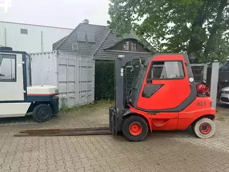 LPG heftrucks 1997  Linde H30T (2)
