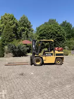 Empilhador a gás 1998  Daewoo G40s (3)