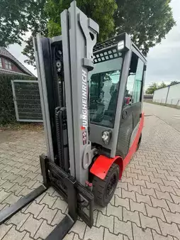 LPG VZV 2019  Jungheinrich TFG 425 (3)