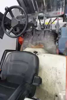 Diesel heftrucks 2000  Nissan FJ02A25U (4)