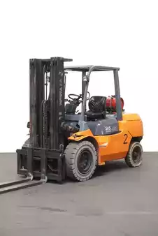 Gas truck 1999  Toyota 02-7 FGF (1)