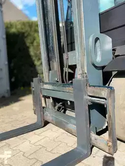 Dieselstapler 2005  Jungheinrich DFG 425 (8)