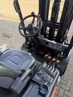 LPG VZV 2010  Doosan G35C-5 (9)