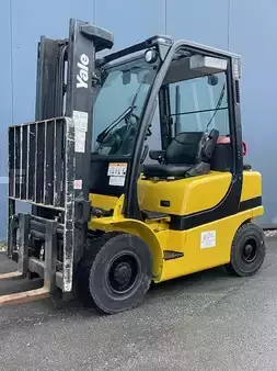 Carretilla elevadora GLP 2007  Yale  GLP 25 VX (1)