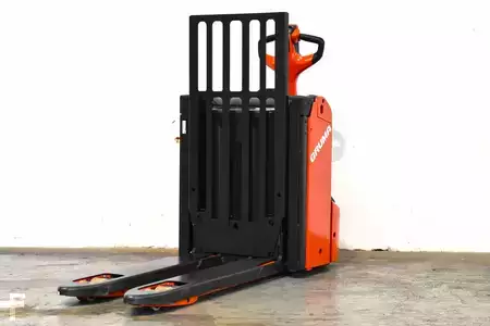 Niederhubwagen 2025  Linde T 16 L ION 1155-00 (3)