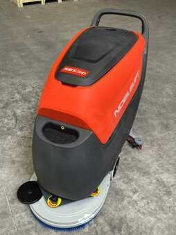 Övrigt 2025  Noblelift NB530 (3)