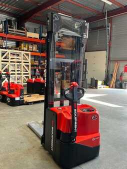 Stacker de condutor em pé 2025  EP Equipment WSI161 (2)