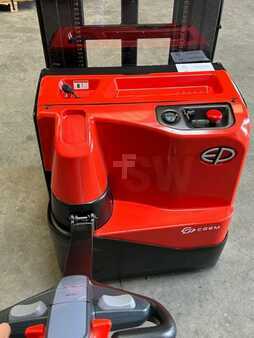 Stacker de condutor em pé 2025  EP Equipment WSI161 (3)