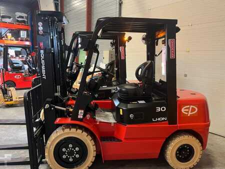 Eléctrico - 4 rodas 2025  EP Equipment EFXZ-301 (1)