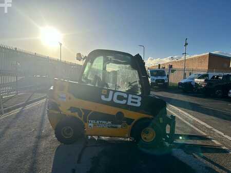 Wózki widłowe diesel 2020  JCB TLT30D (4)