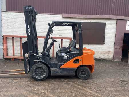 Doosan D30S-7