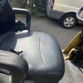 LPG heftrucks 2003  Hyster S 7.0 (4)