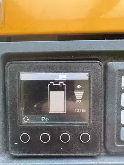 Stapelaars 2019  Jungheinrich EJC 112 Li-Ionen (6)