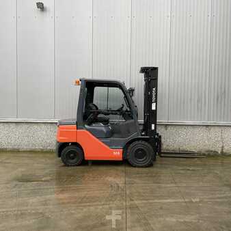 Diesel Forklifts 2023  Toyota 52-8FDF25 (1)