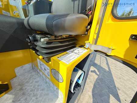 Vierwegestapler 2013  Combilift C3000 / GAS / TRIPLEX - 4900MM / ONLY 1537 HOURS / FORK POSITIONER / CABIN / LIKE NEW (11)